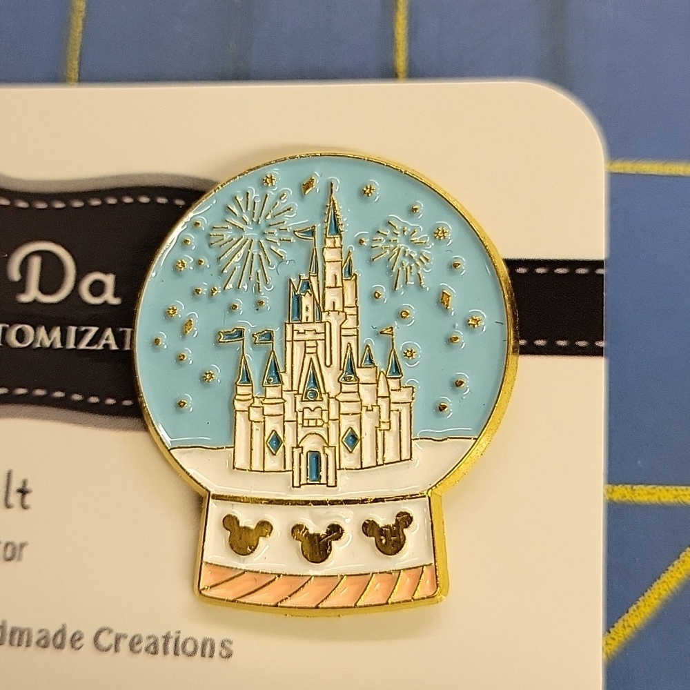 Disney Castle Snowglobe 1.25" Tack Pin